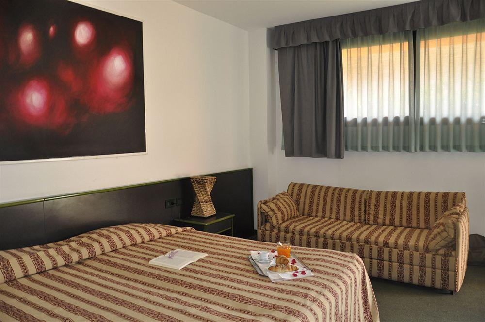 Green Hotel Poviglio  Extérieur photo